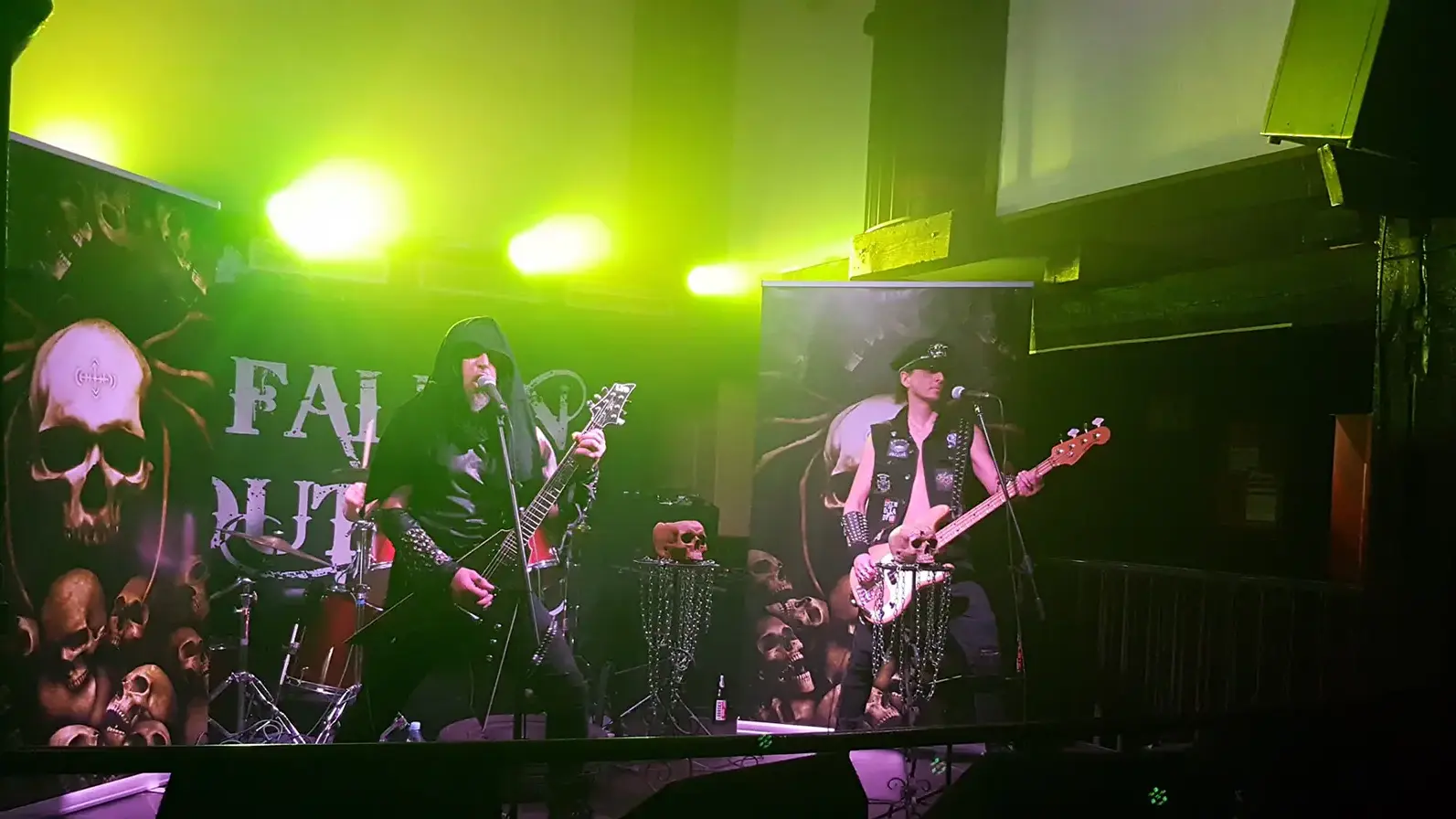 Fallen Outcast live